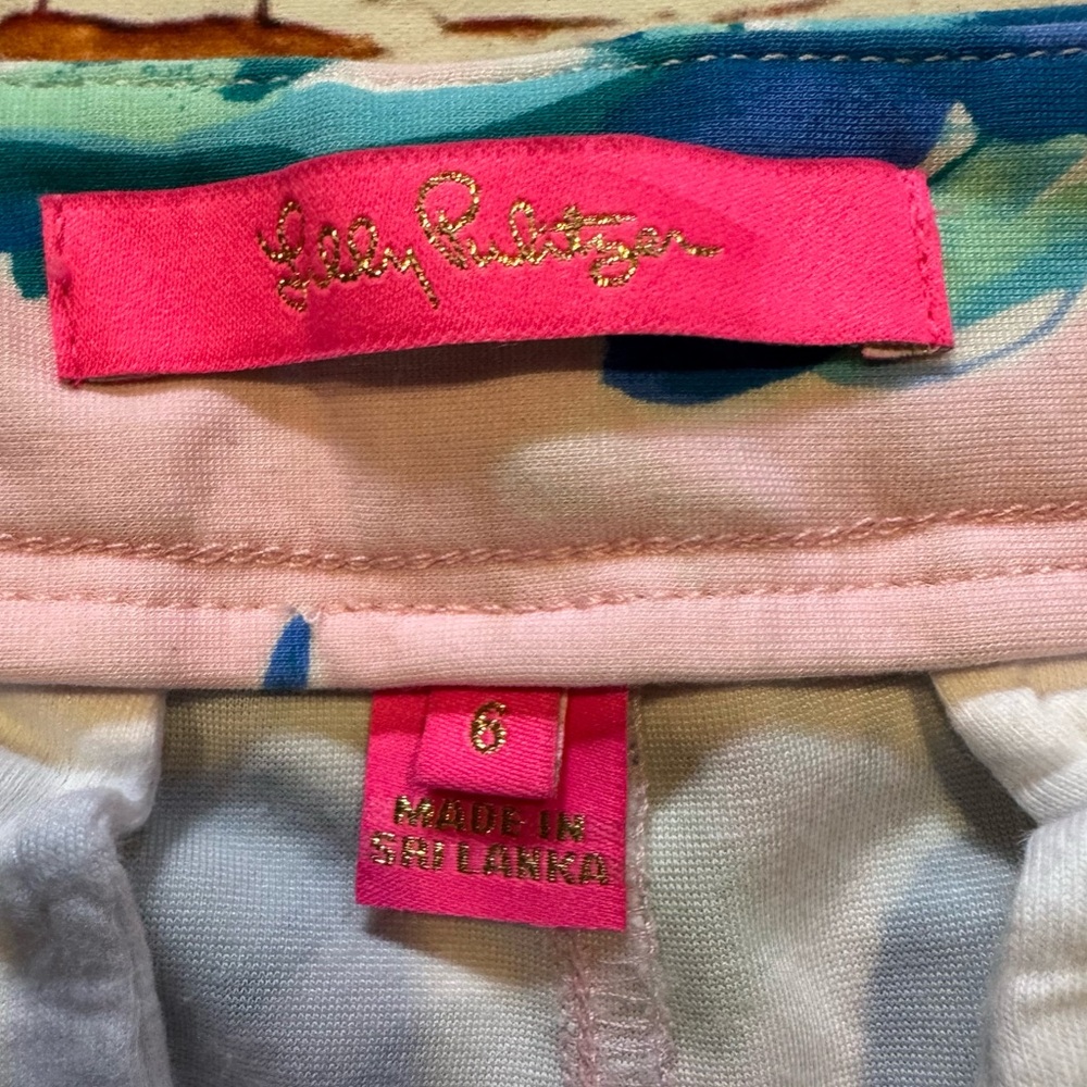 Lilly Pulitzer Pink Blue Green Floral Scallop Hem Shorts - Picture 4 of 7
